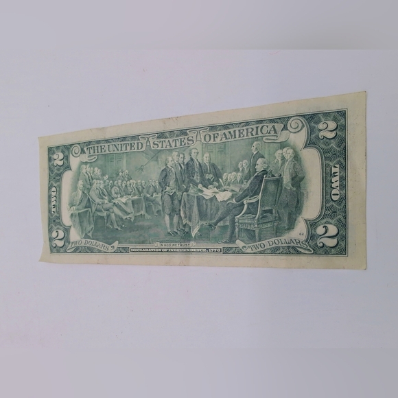 Two Dollar Bill with Green Seal 1976 Bicentennial Series L70601197 A - Picture 2 of 2